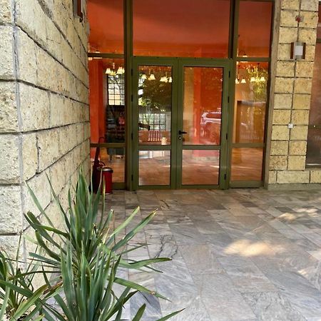 Amadina Garden Hotel Lozeneț Exterior foto